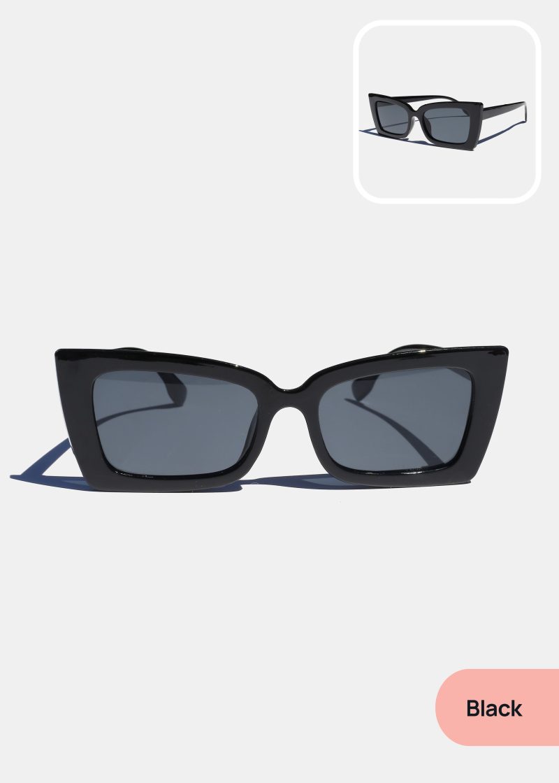 Chic Rectangular Sunglasses - Image 4
